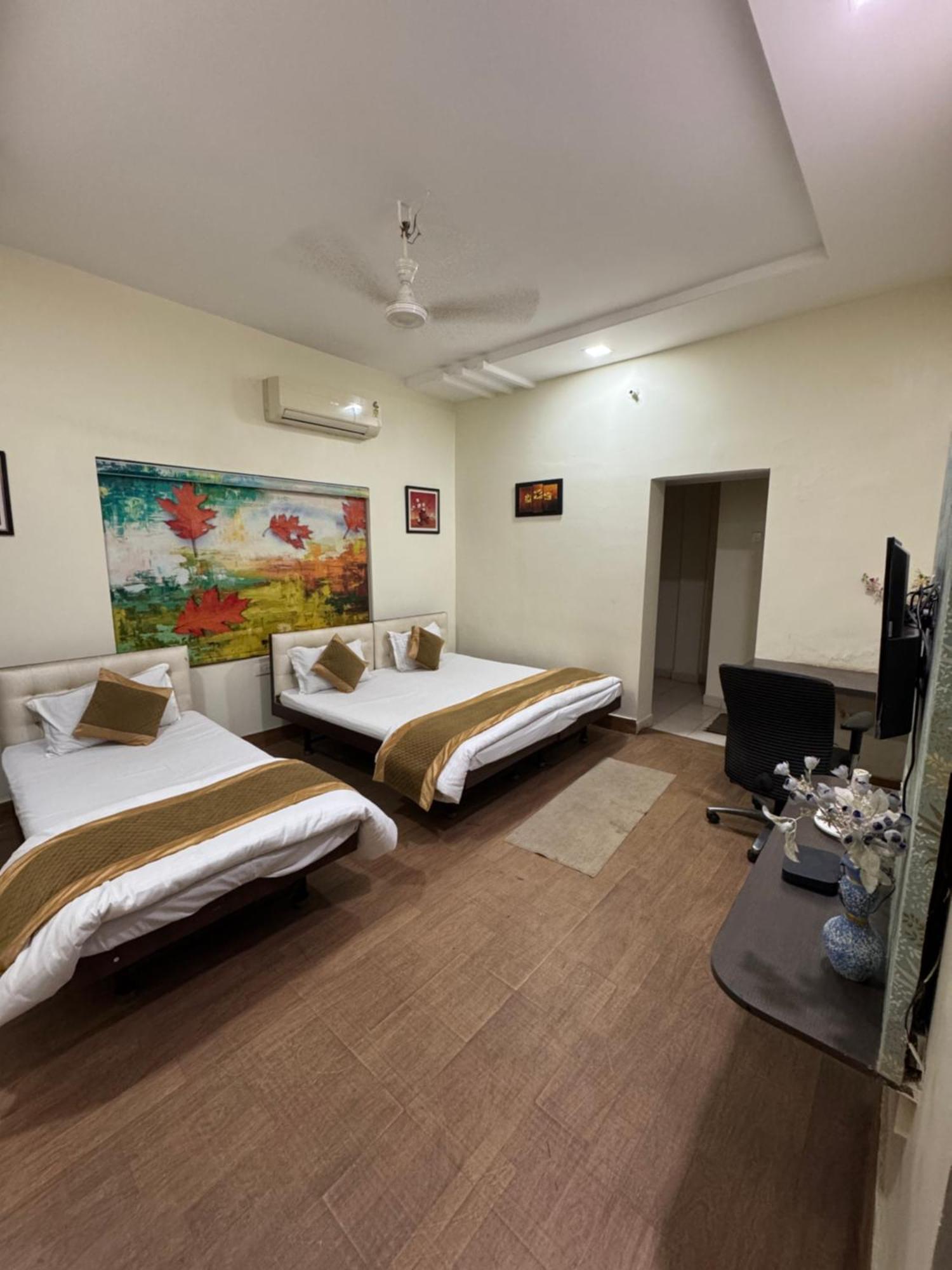 Rampriya Service Apartment Nagpur Ngoại thất bức ảnh
